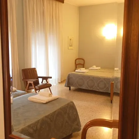 Fatima, Casa Per Ferie 4* ローマ