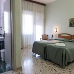 Fatima, Casa Per Ferie Affittacamere 4*